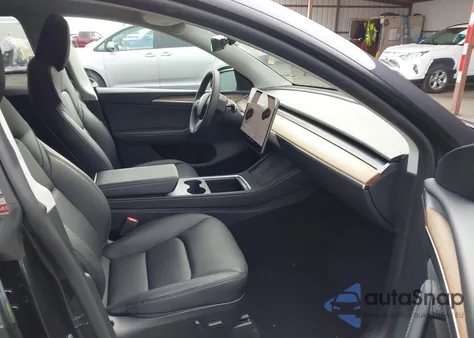 2024 Tesla Model Y Long Range Dual Motor All-Wheel Drive из США, поврежденный, VIN 7SAYGDEE9RF126594